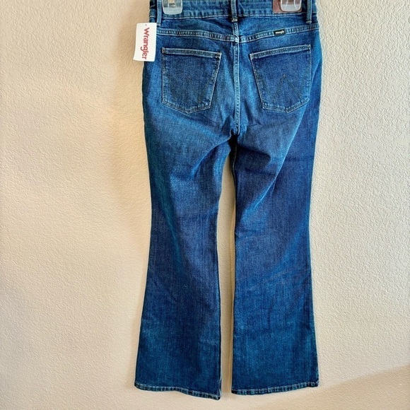 NWT Wrangler Jeans 6 (28 x 32) HiRise Fierce Flare Cotton Mineral Wash New - Picture 6 of 16